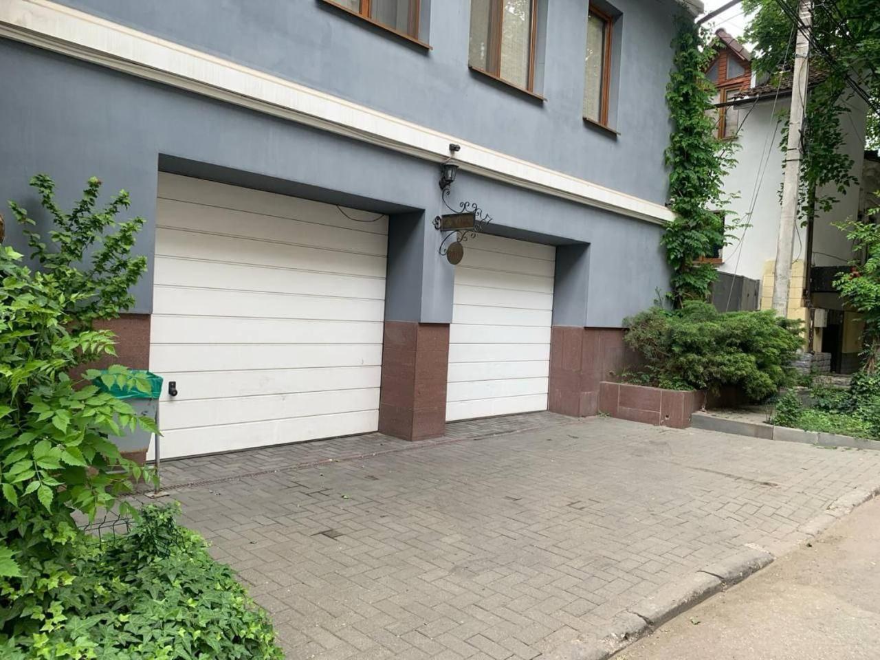 Art-Rustic Boutique Hotel Chisinau Exterior photo