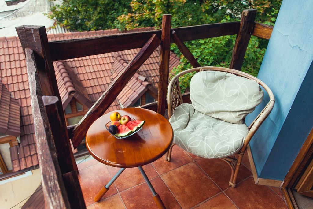 Art-Rustic Boutique Hotel Chisinau Exterior photo