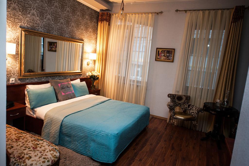 Art-Rustic Boutique Hotel Chisinau Exterior photo
